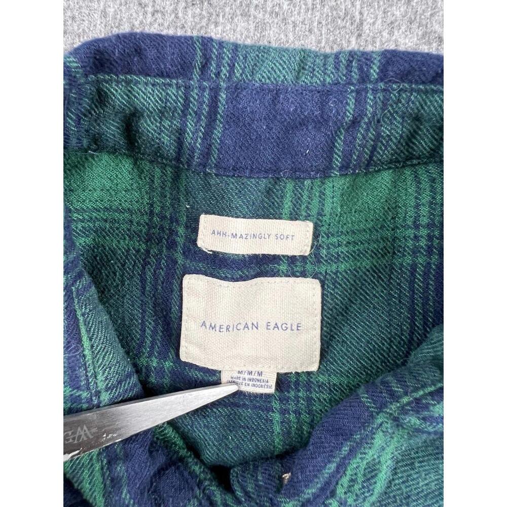 American‎ Eagle Green and Navy Plaid Short Sleeve Shirt Size Medium - Picture 3 of 5